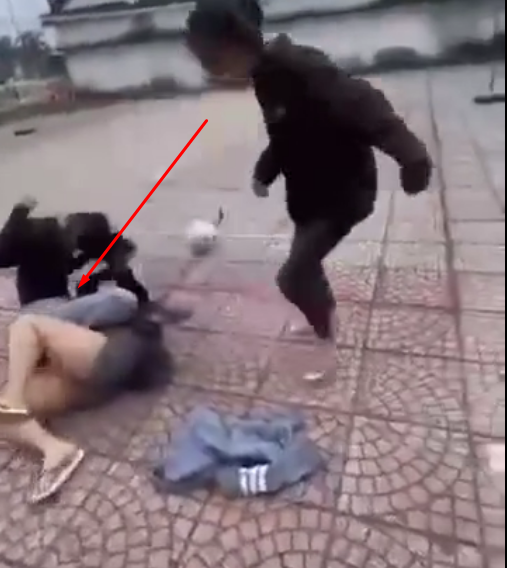 Trà Vinh: giới trẻ giờ lạ quá ta, hở tí là đ:òi ch:eck mặc màu gì bên tr:on:g??