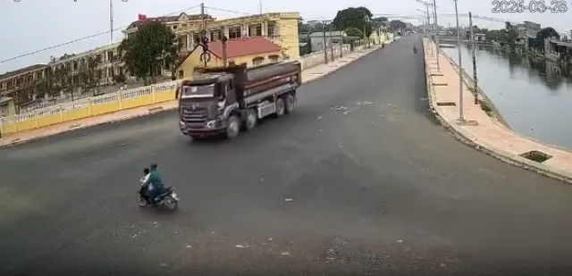 Ngã Tư Quỳnh Mỹ – Quỳnh Phụ – Thái Bình: Mong 2 ông cháu tai qua nạn khỏi