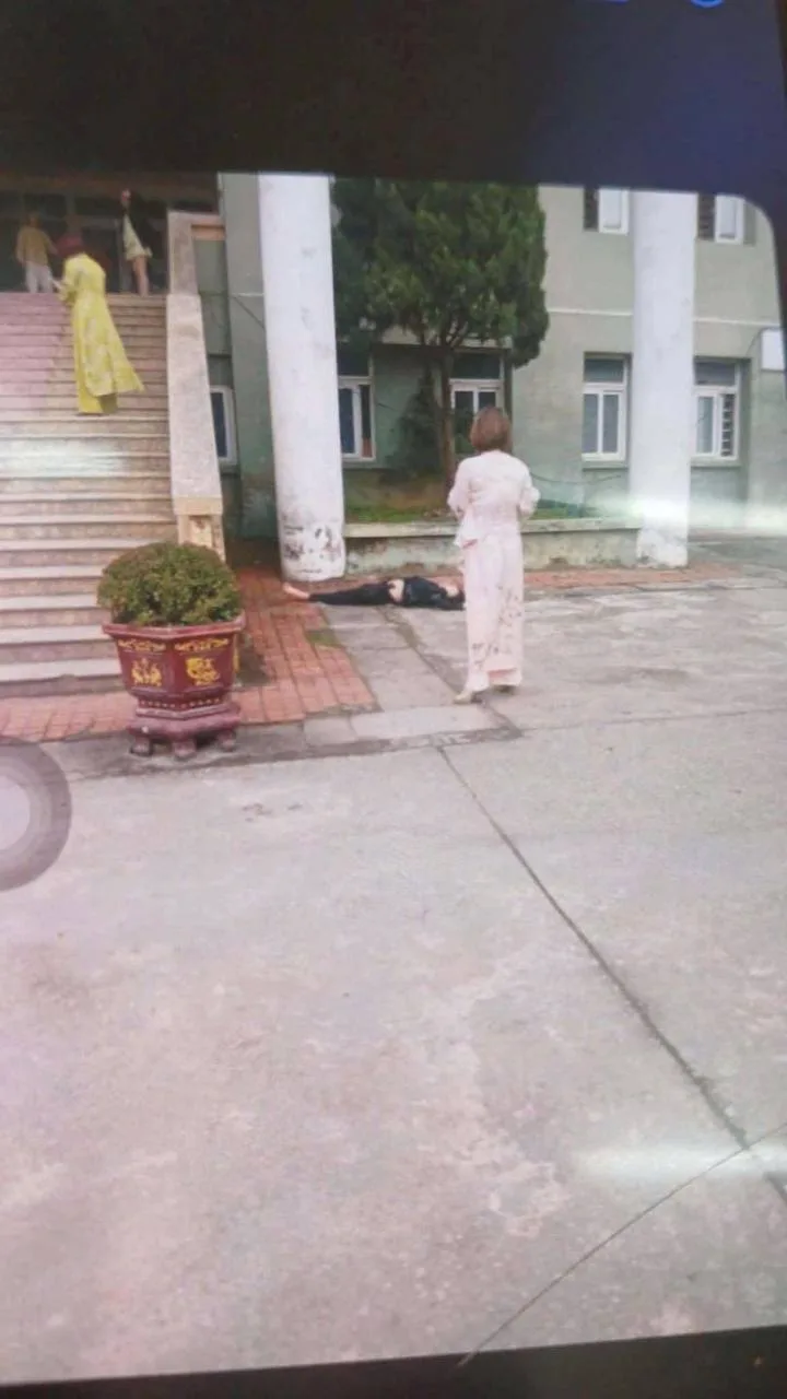 Trường Hồng Đức-Thanh Hóa: có bầu – bạn trai không nhận – không qua khỏi