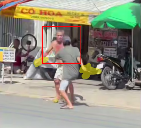 2 người 2 cây chọt qua chọt lại.. camera-men ây za lia lịa