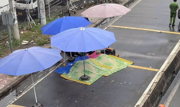 Tainan nghiêm trọng chiều nay tại đường Đỗ Mười ,QL1 ,đoạn Phường Tam Bình, Tp Thủ Đức.